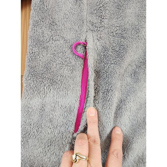 The North Face womens sz Med. fleece jacket full zip gray pink zip pockets - Picture 11 of 13